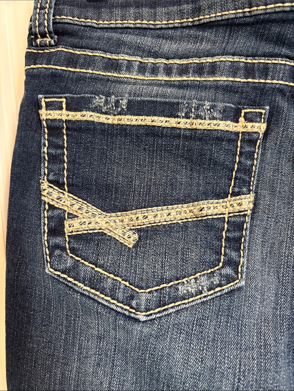 BKE Denim Stella Jean Shorts Dark Wash Embroidered Thick Stitch Stretch Size 29 - Picture 7 of 11